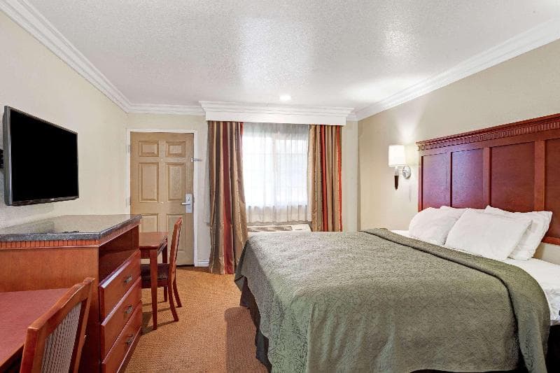 Super 8 By Wyndham Cypress Buena Park Area main
