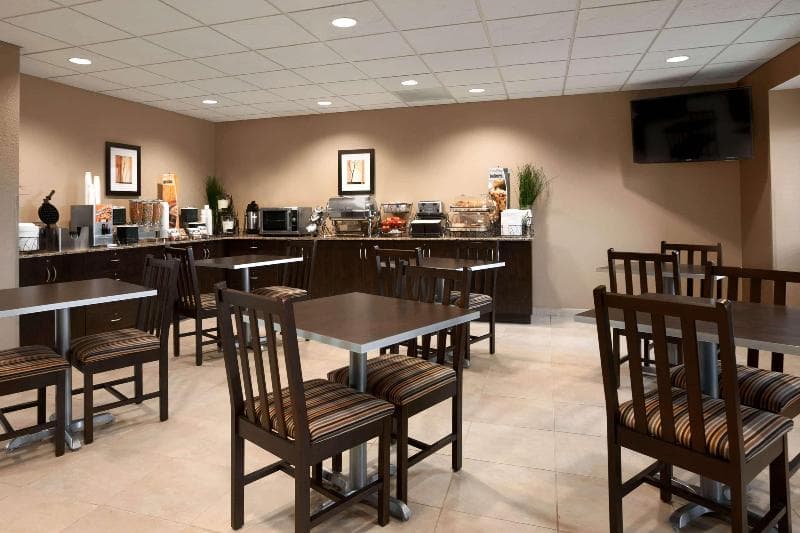 Microtel Inn & Suites by Wyndham St. Clairsville/Wheeling 3