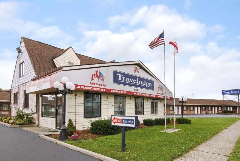 Travelodge By Wyndham Niagara Falls 5