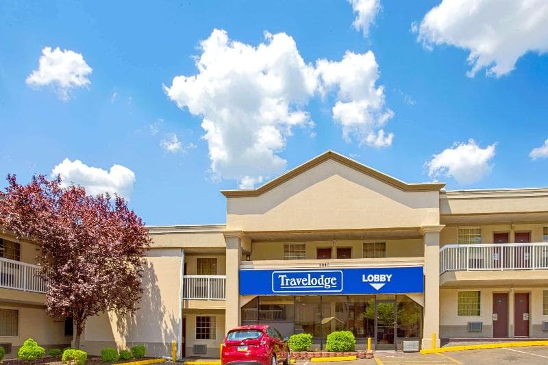 Travelodge by Wyndham Silver Spring photo 1