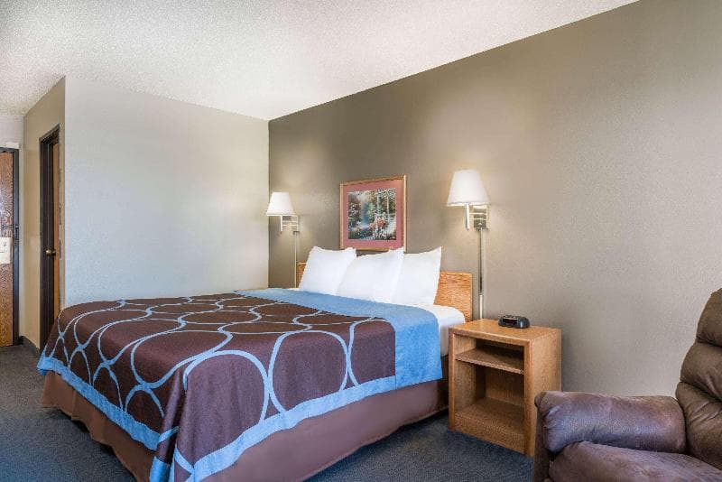 Super 8 By Wyndham Portage main