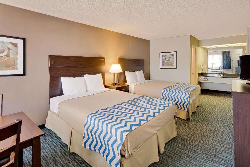 Travelodge By Wyndham Aberdeen 5