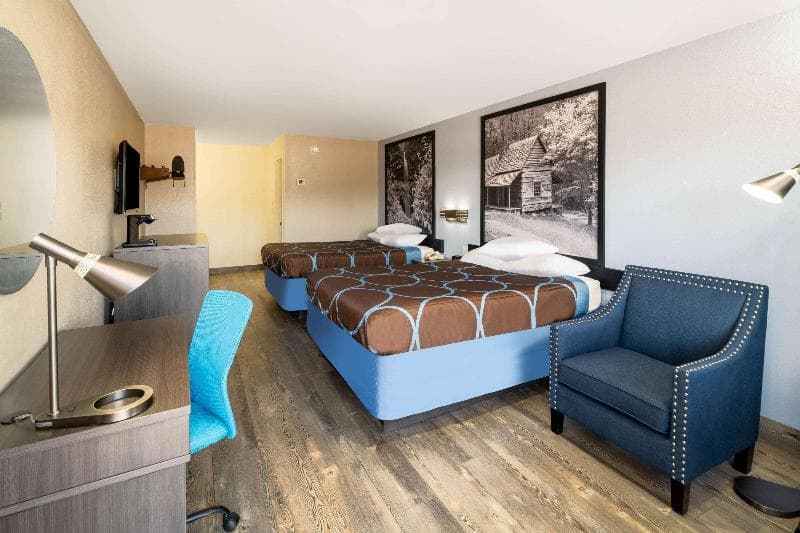 Super 8 By Wyndham Cleveland 3