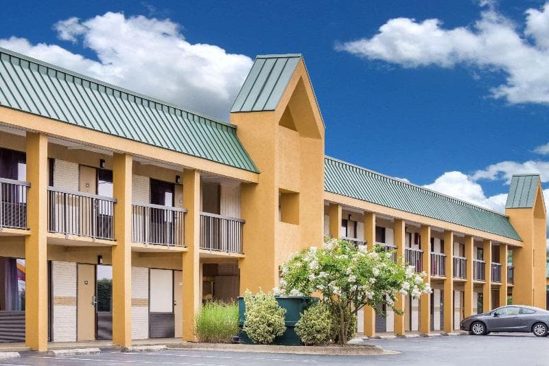 Super 8 by Wyndham Garysburg/Roanoke Rapids 5
