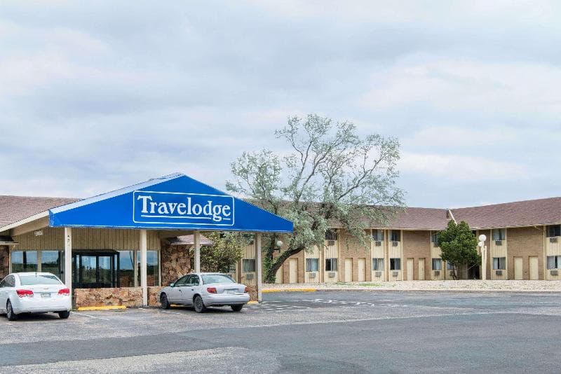 Travelodge by Wyndham Laramie 5
