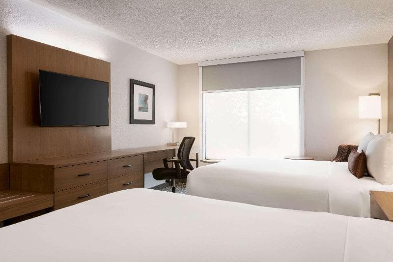 Wingate By Wyndham Cincinnati/Blue Ash 5