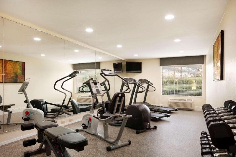 Wingate by Wyndham San Marcos 3