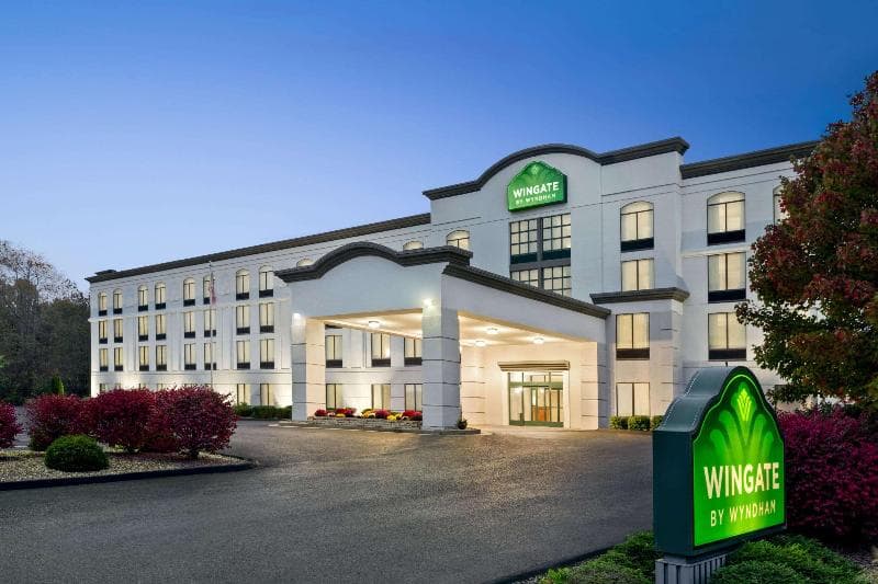 Wingate by Wyndham Bridgeport 3