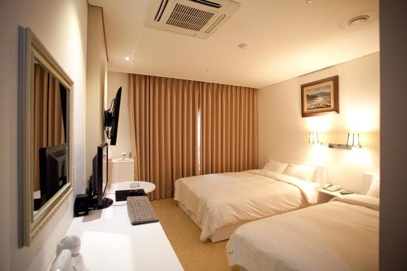 Hotel Dongseoul photo 1