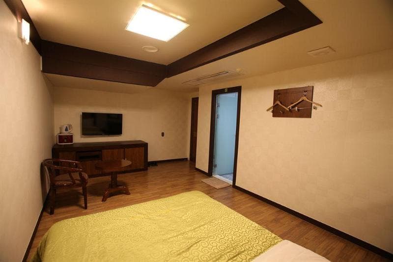 Hill House Hotel 2