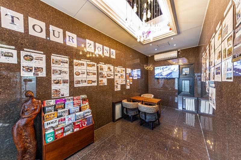 Dh Naissance Hotel 5