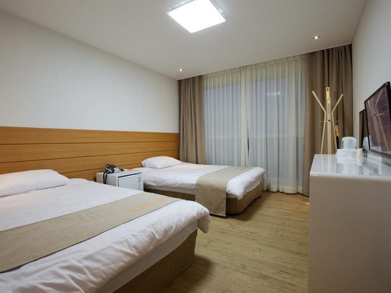 Ewha Hotel 3