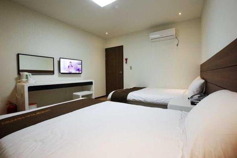 Ewha Hotel 5
