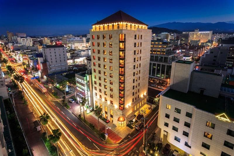 Hotel Leo 4