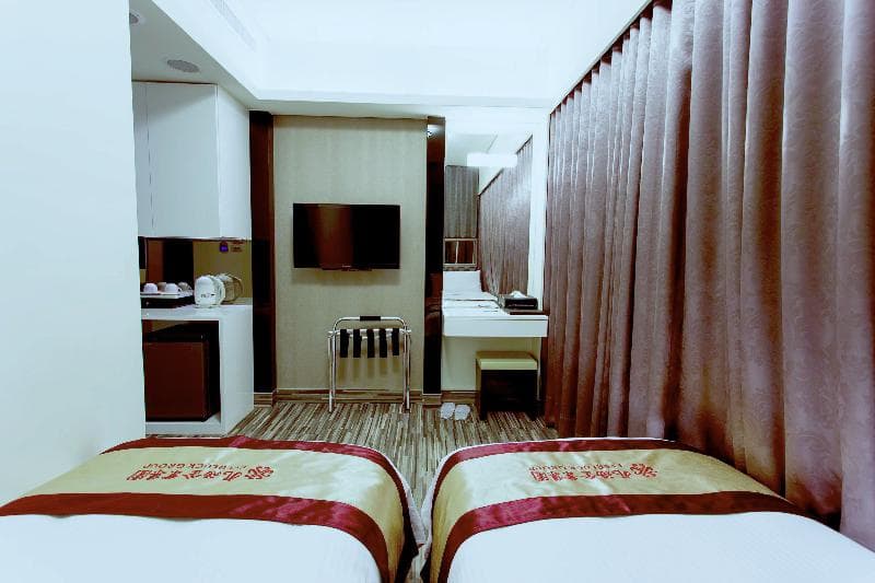 Harmonious Hotel 5