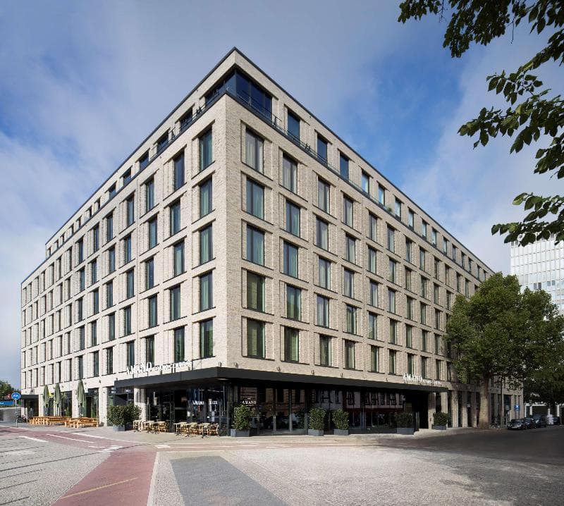 Hotel AMANO Grand Central 2
