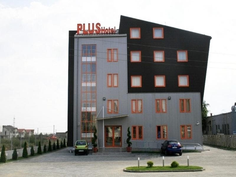 Plus Hotel photo 1