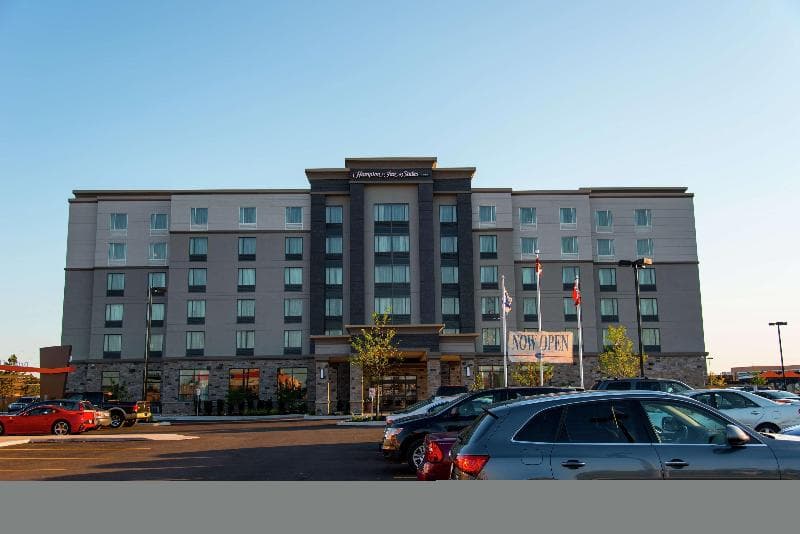 Hampton Inn & Suites by Hilton Bolton, ON, Canada 3