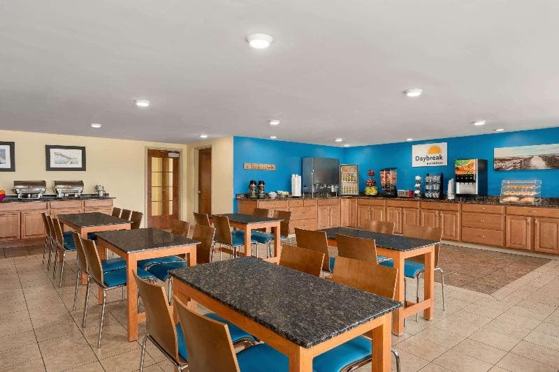 Days Inn by Wyndham Airport/Maine Mall 3