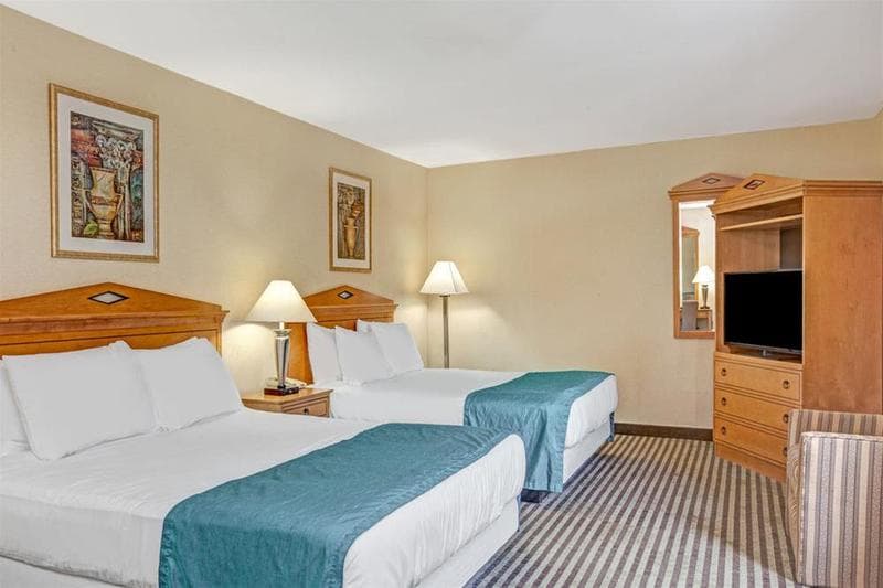 Whitney Inn & Suites main