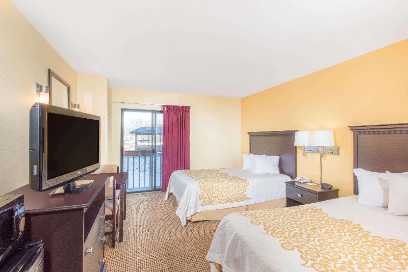 Days Inn by Wyndham Colchester Burlington 5