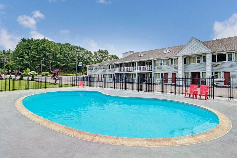 Days Inn Kittery 4