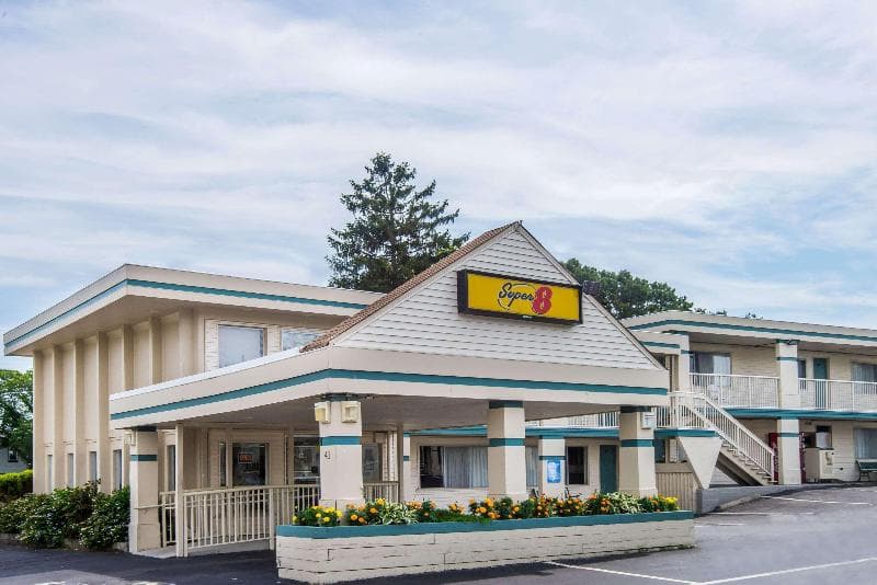 Super 8 by Wyndham West Yarmouth Hyannis/Cape Cod 4