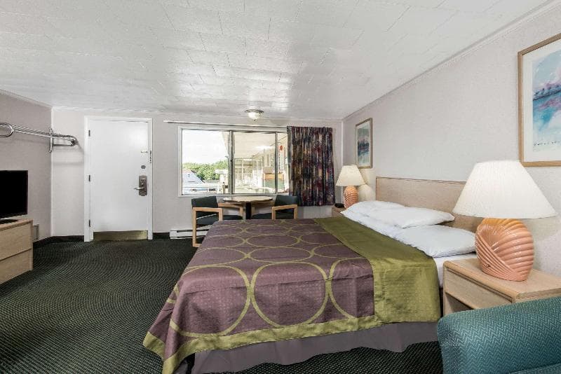 Super 8 by Wyndham West Yarmouth Hyannis/Cape Cod 2