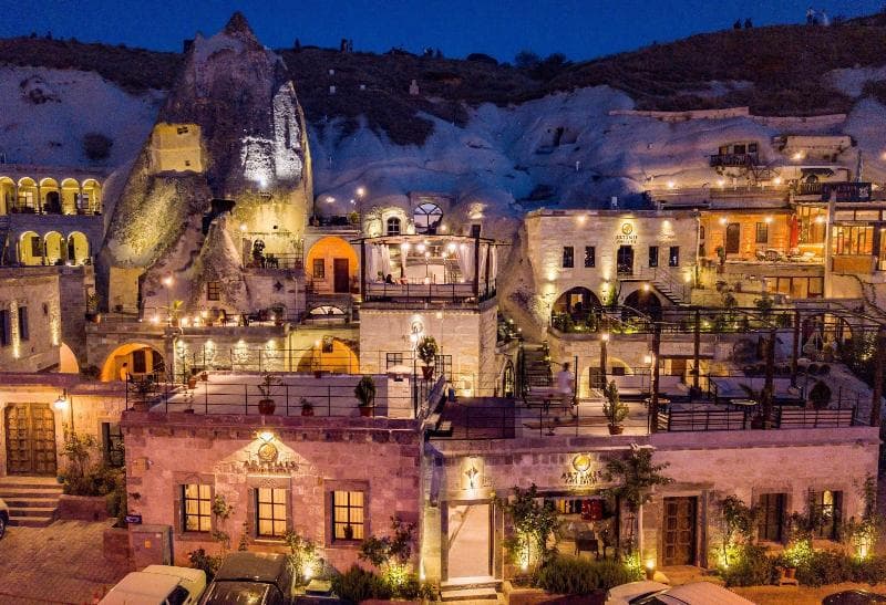 Artemis Cave Suites - Adults Only 5