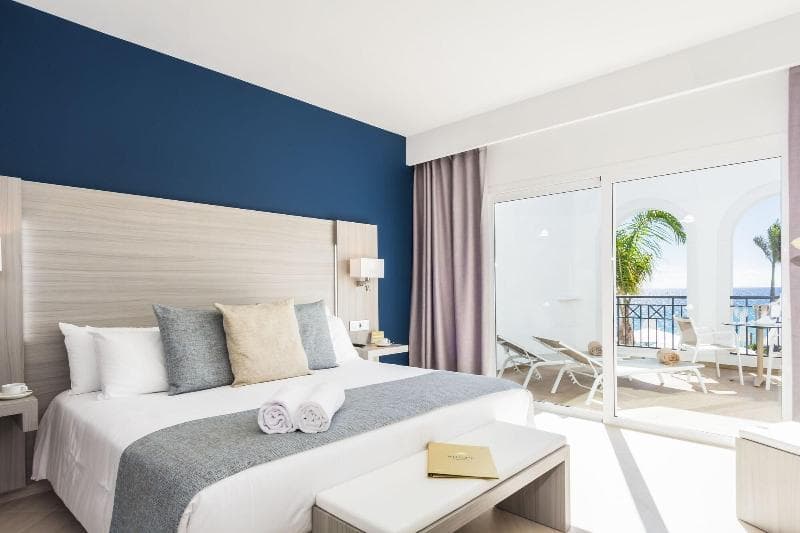 Royal Palm Resort & Spa - Adults Only 3