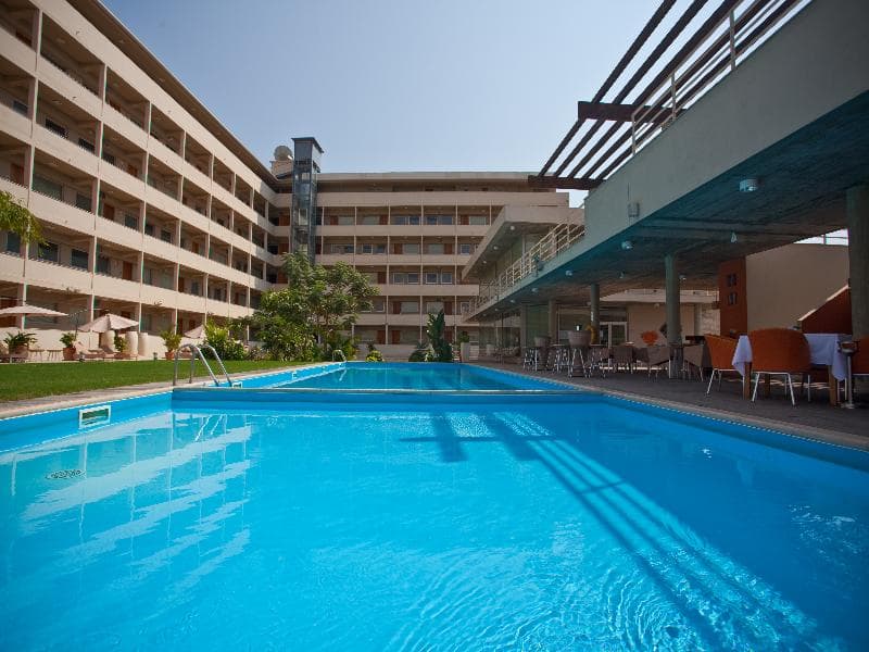 Aparthotel Mil Cidades main