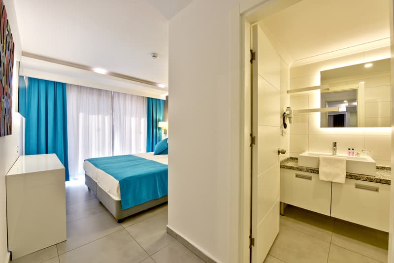Green Garden Suites 4