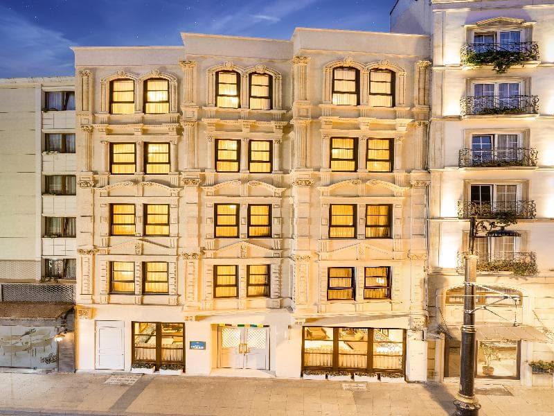 Lalahan Hotel 4