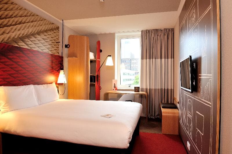 Hotel Ibis Rotterdam City Centre photo 1