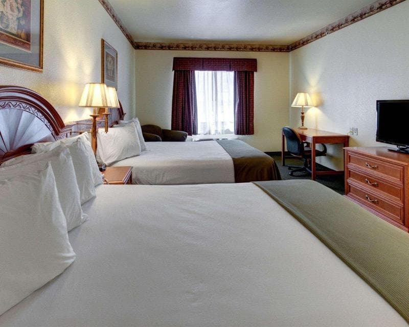 Quality Inn And Suites Glen Rose 2