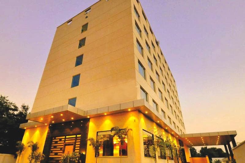 Hotel Marigold photo 1