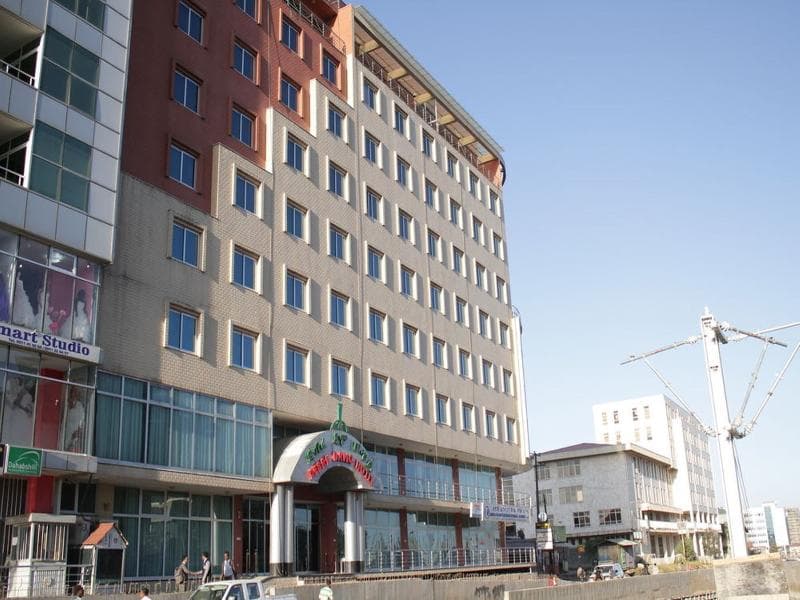 Debredamo Hotel main