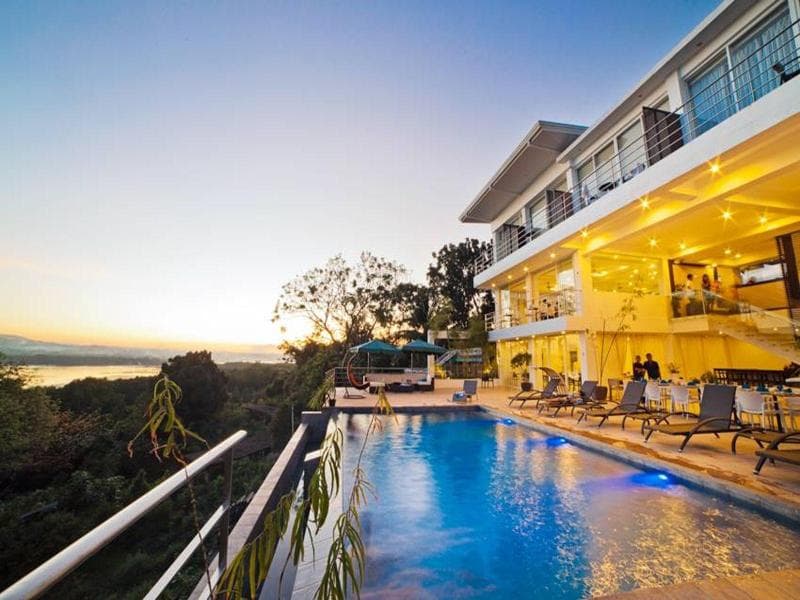 Ocean Suites Bohol Boutique Hotel 2