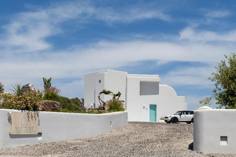 Neptune Luxury Spa Suites 3