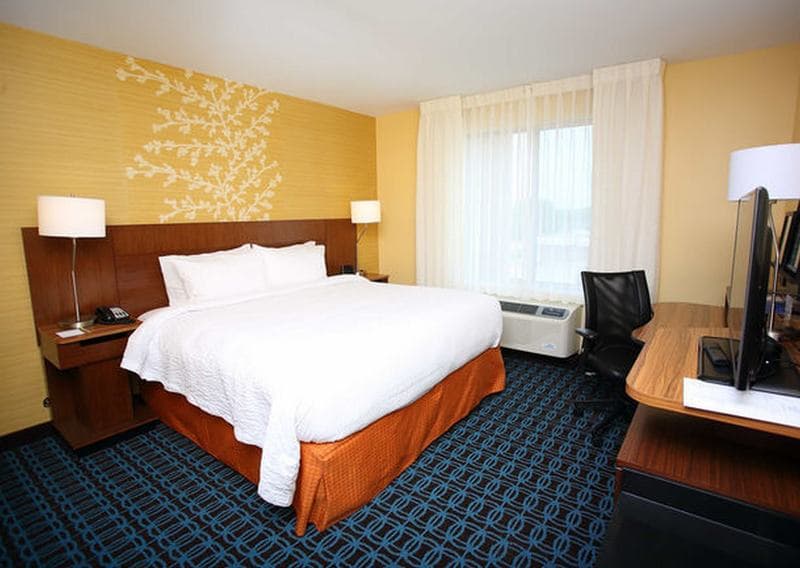 Fairfield Inn & Suites East Grand Forks 2