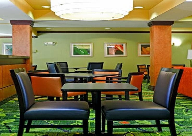 Fairfield Inn And Suites Columbia Northeast 4