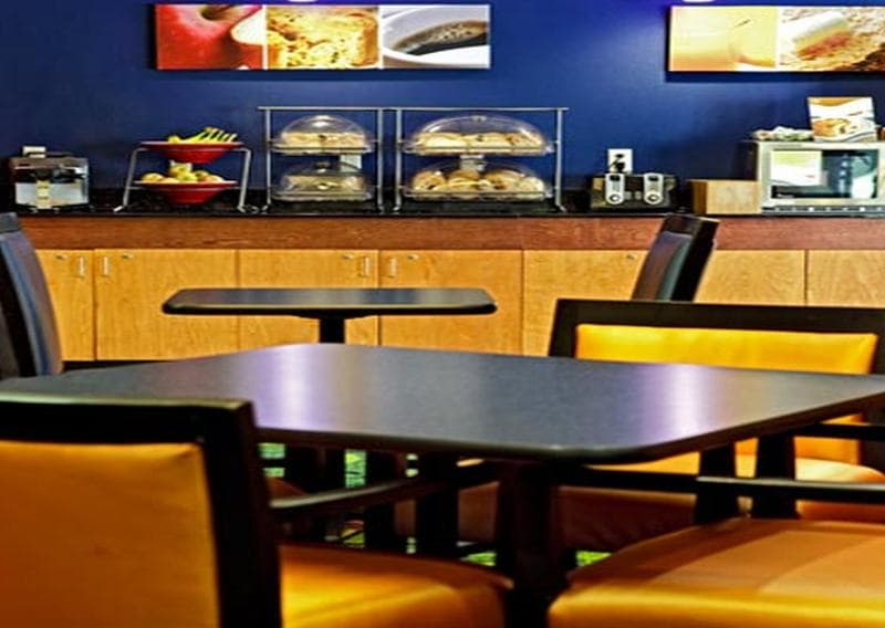 Fairfield Inn And Suites Columbia Northeast 5