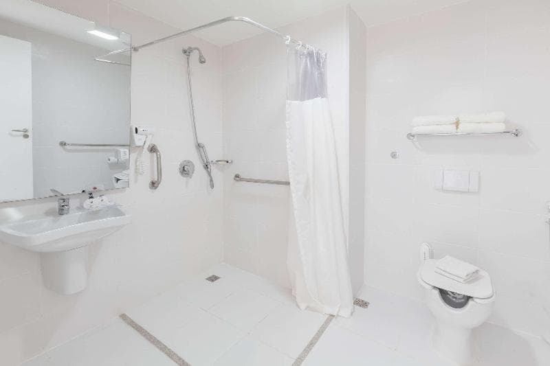 Ramada by Wyndham Campos dos Goytacazes Hotel & Suites 4