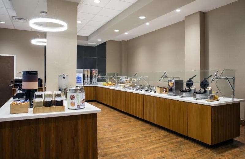 Springhill Suites Orlando At Flamingo Crossings Western Entrance 4