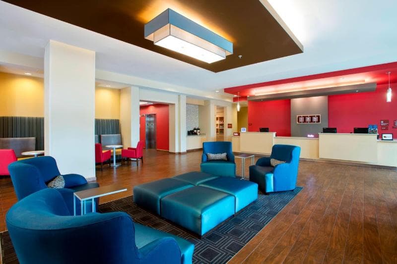 TownePlace Suites Orlando at Flamingo Crossings Western Entrance 5