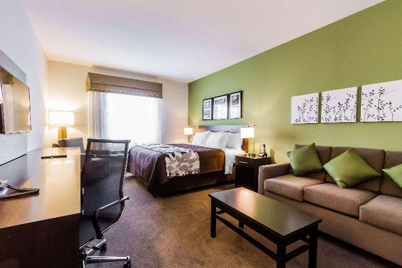 Sleep Inn And Suites 4