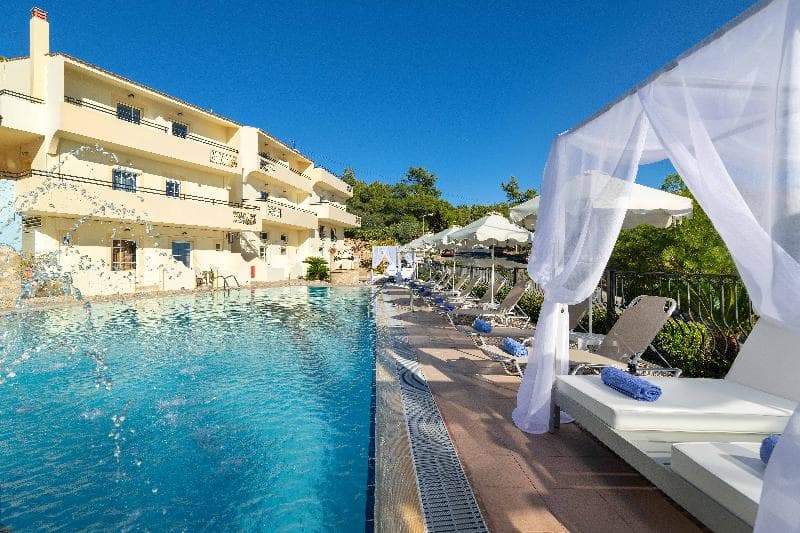 Pefkos View Suites & Maisonette 4
