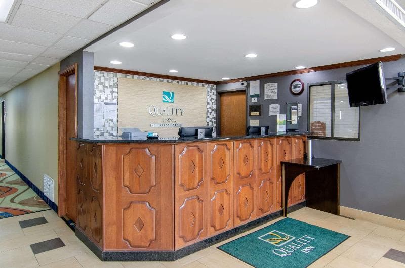 Quality Inn 5