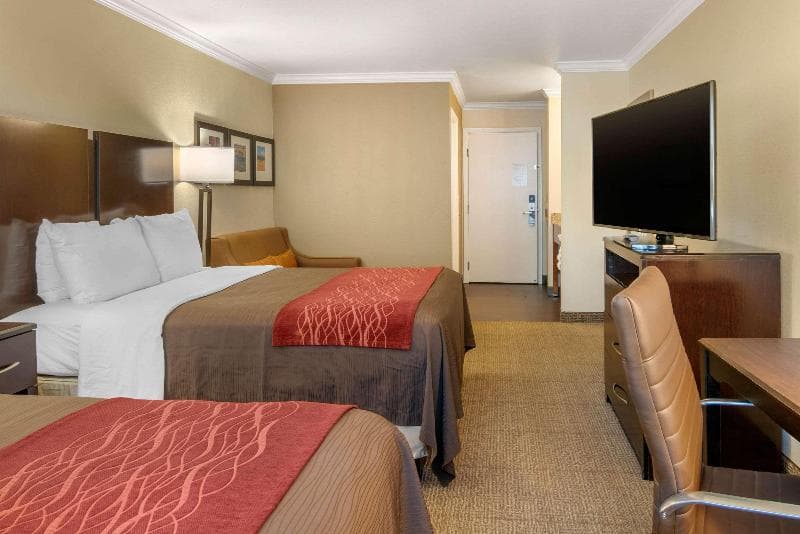 Comfort Inn Columbia Gorge photo 1