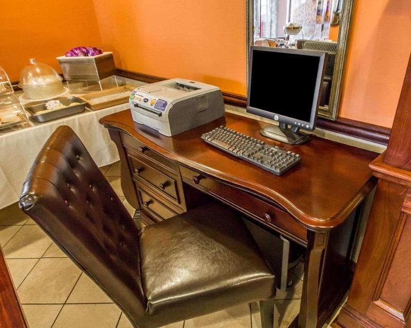 Americas Best Value Inn Torrington photo 1